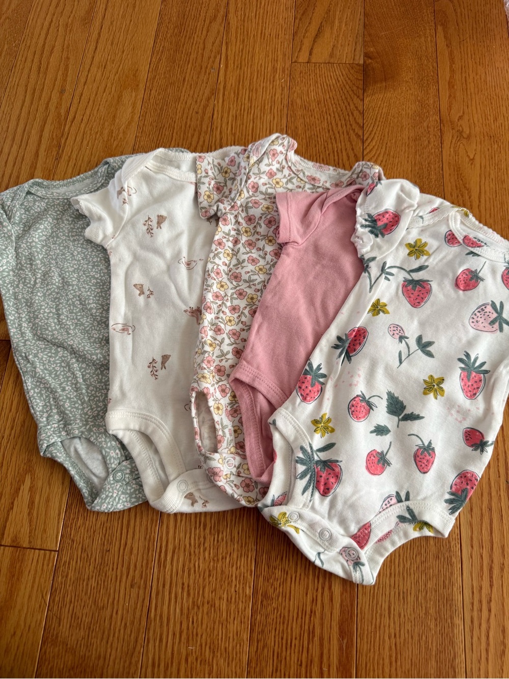 Carter’s Baby Girl Short Sleeve Onesie Bundle